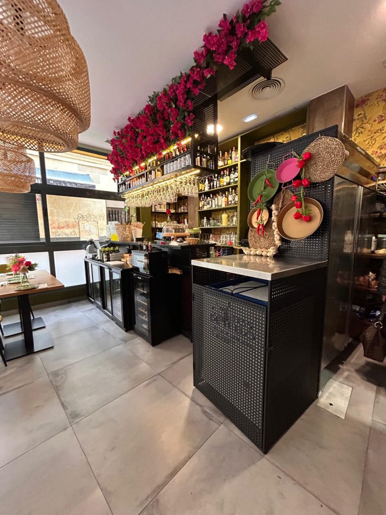 Empresa de Reformas en Alicante, reforma del bar, ANASEB