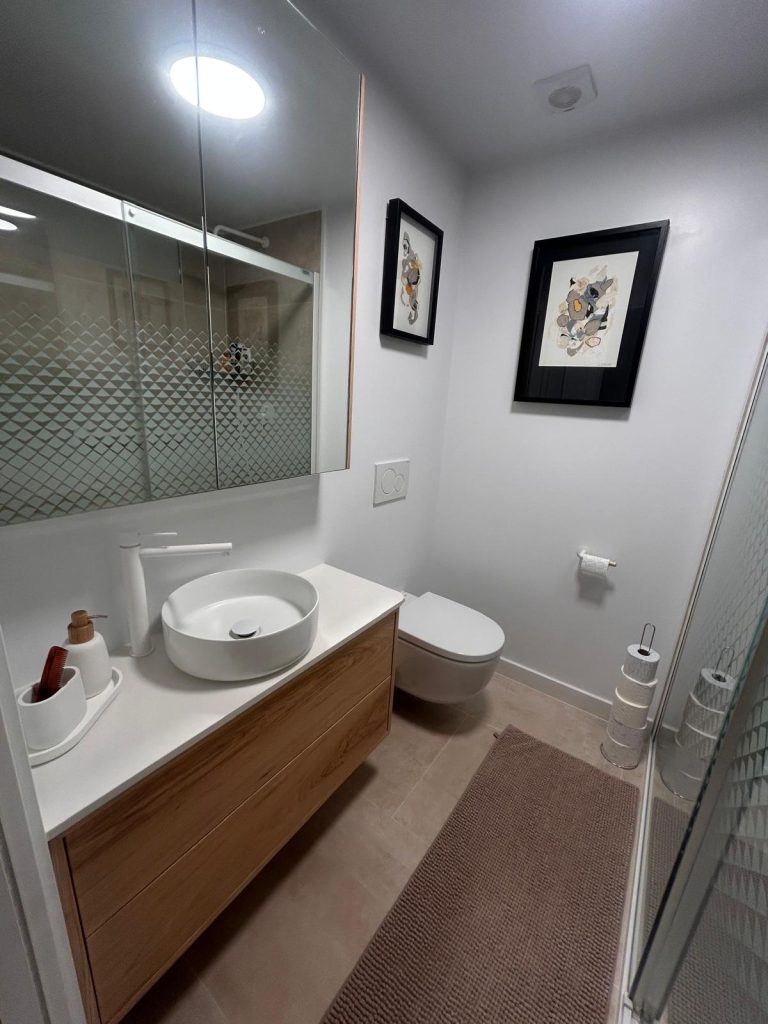 Empresa de Reformas en Alicante reforma del baño piso
