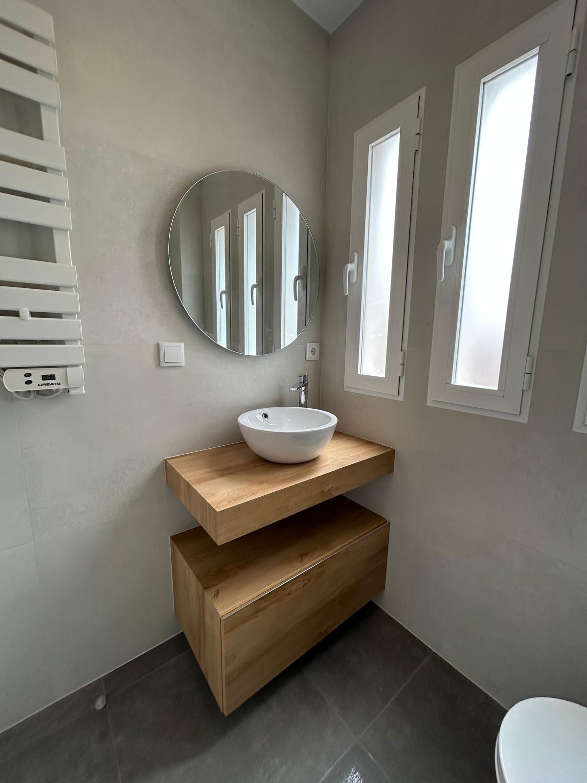 Galeria de reformas alicante de ANASEB RESINART refrormando el baño en Santa Pola